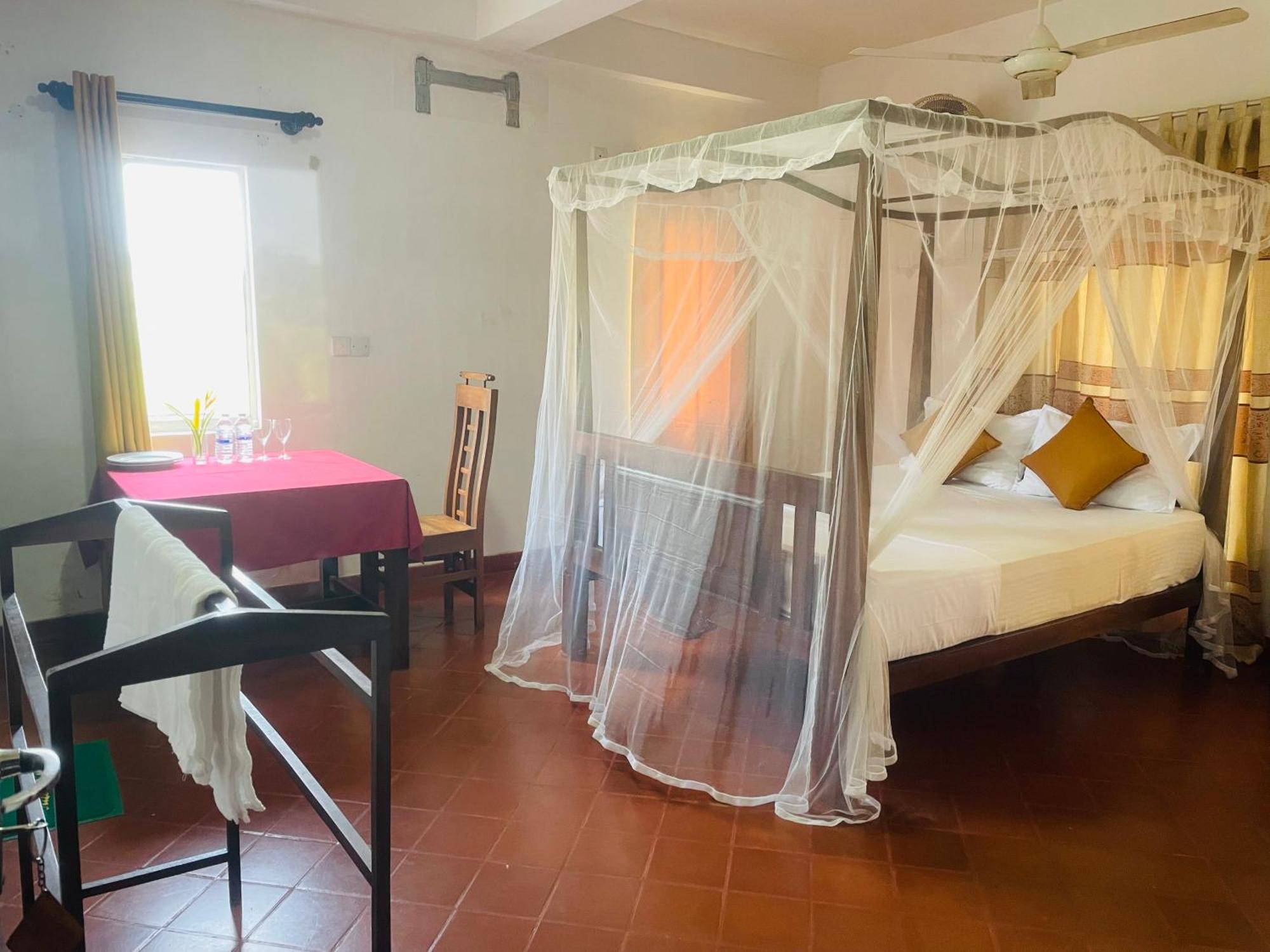 Island House Hotel Dikwella Ngoại thất bức ảnh