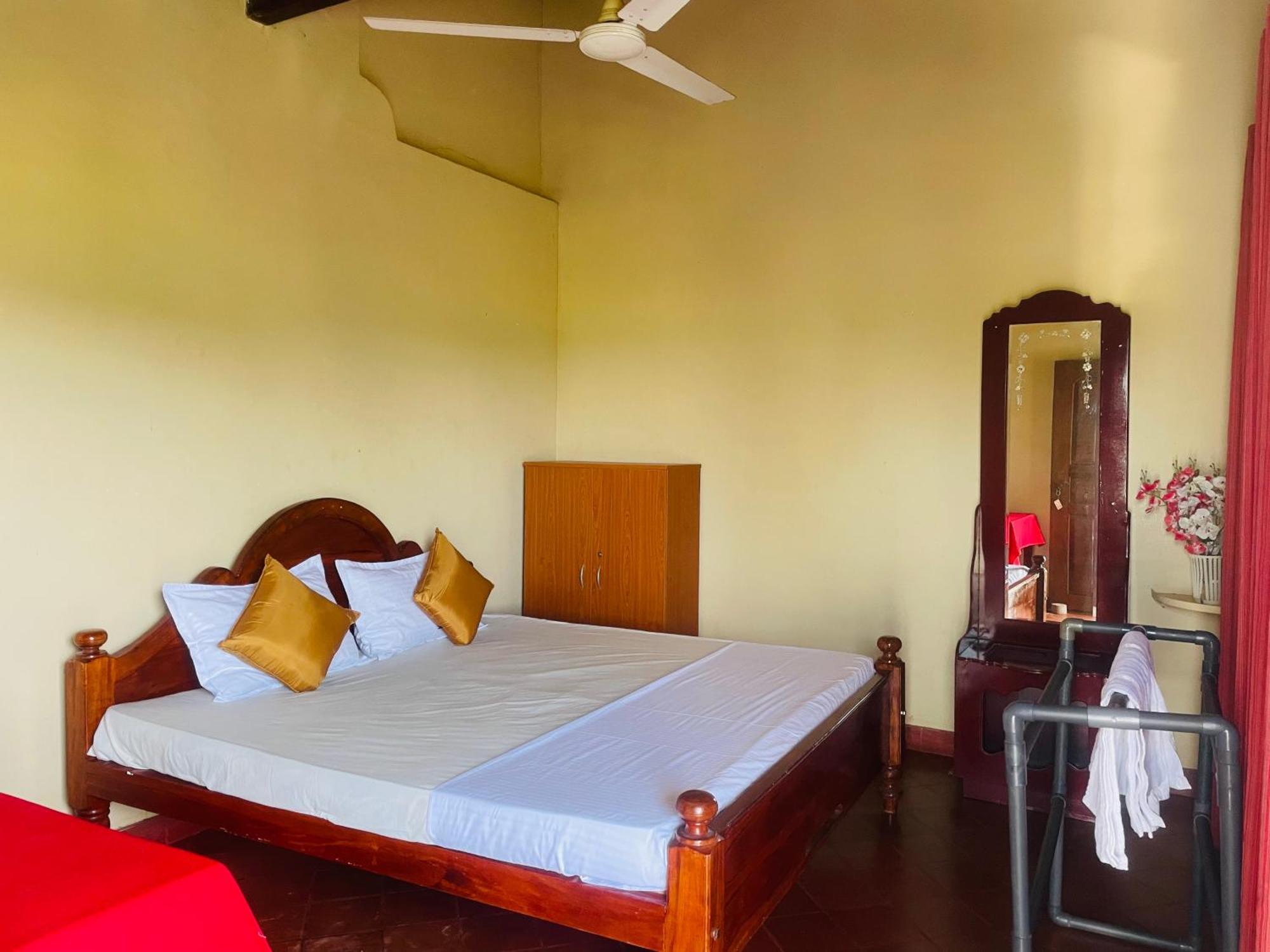 Island House Hotel Dikwella Ngoại thất bức ảnh