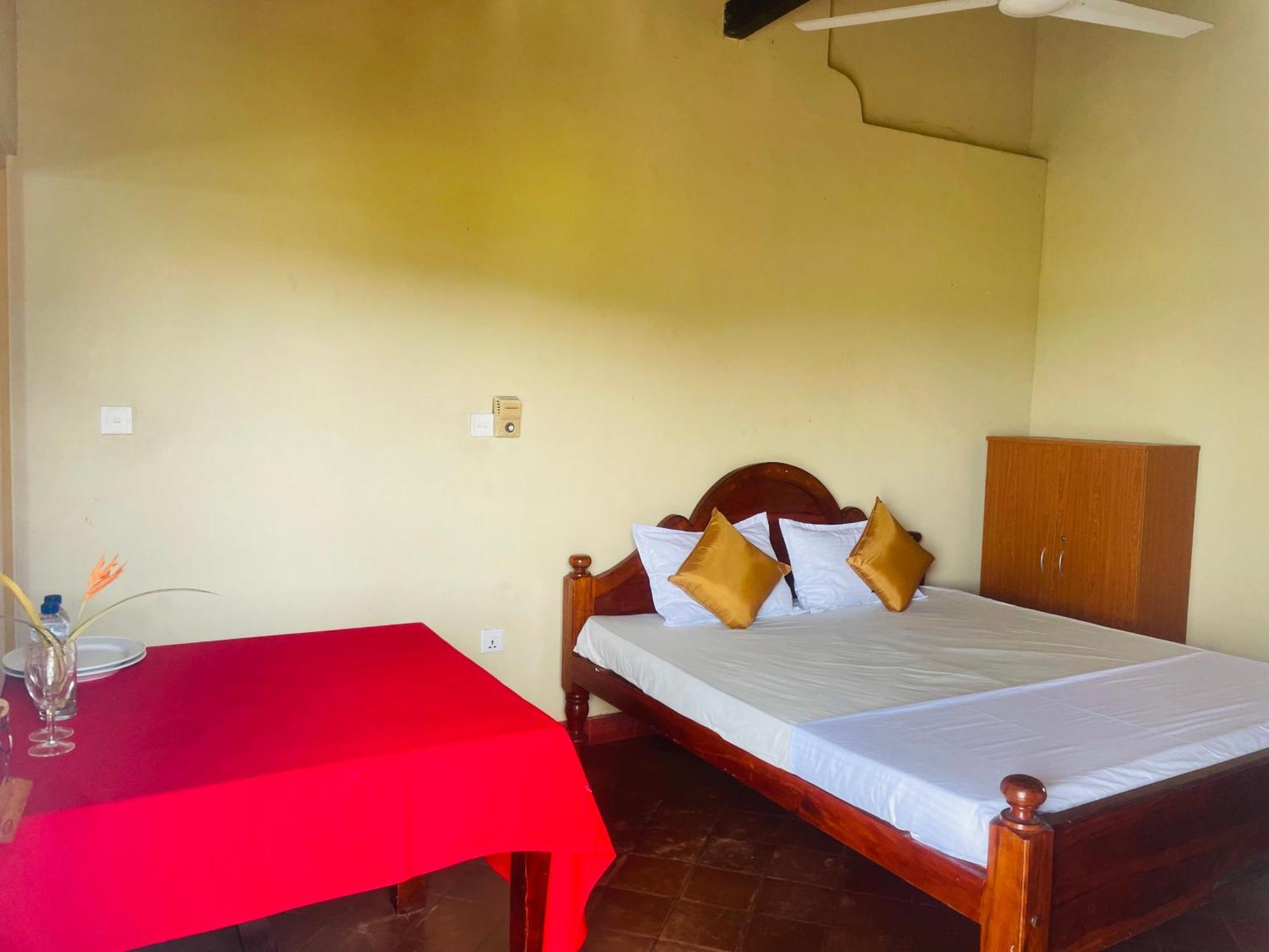Island House Hotel Dikwella Ngoại thất bức ảnh