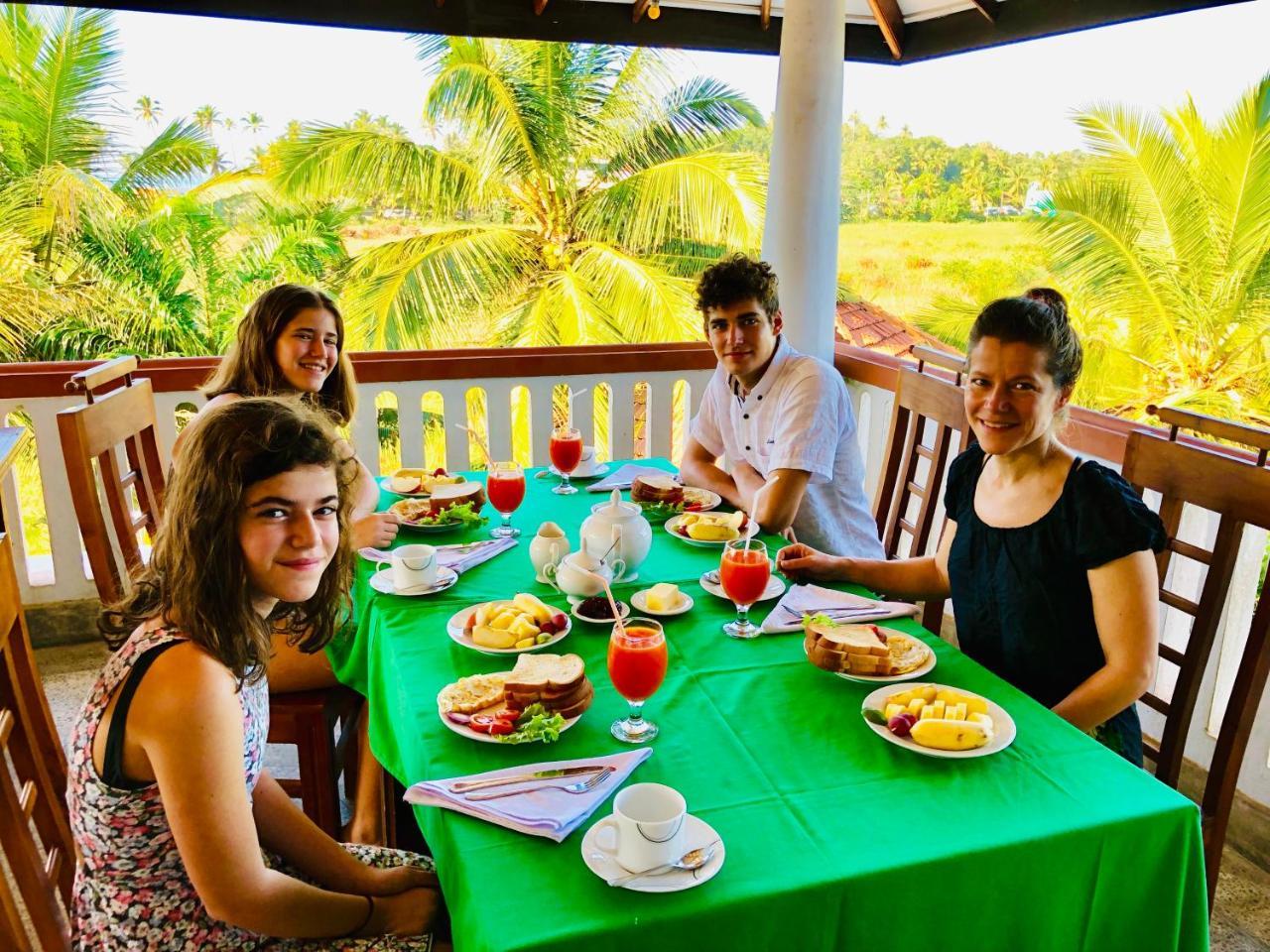 Island House Hotel Dikwella Ngoại thất bức ảnh